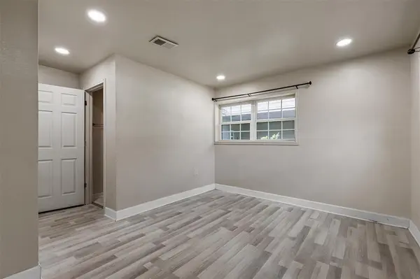 3142 Sappington Place, Fort Worth, TX 76116