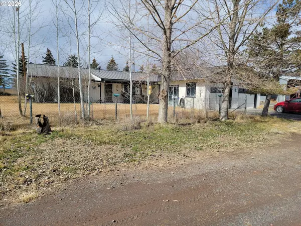 Christmas Valley, OR 97641,91497 CHRISTMAS VALLEY HWY