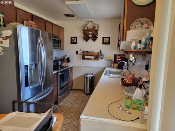 91497 CHRISTMAS VALLEY HWY, Christmas Valley, OR 97641