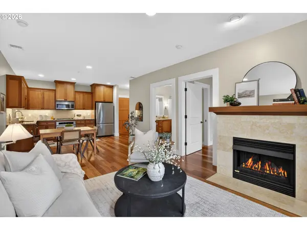 535 2ND ST #207, Lake Oswego, OR 97034