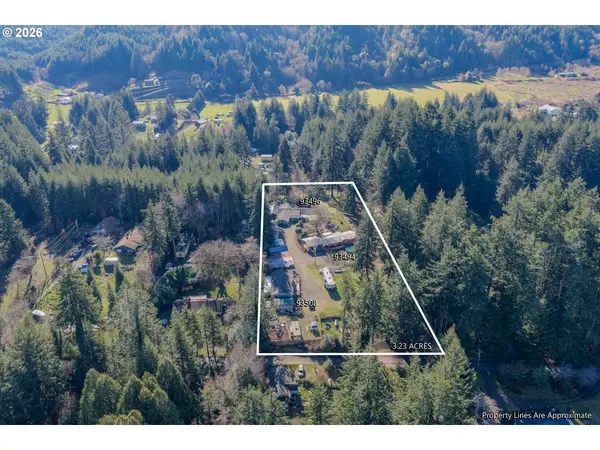 93496 EASY LN, Coos Bay, OR 97420