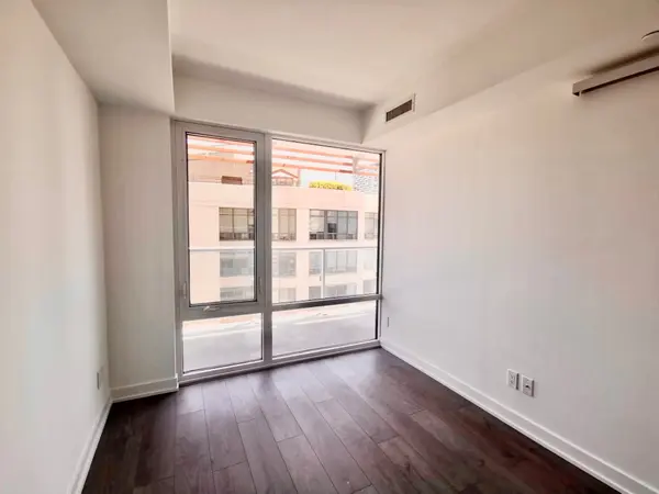 18 Maitland TER #1402, Toronto C01, ON M4Y 0H4