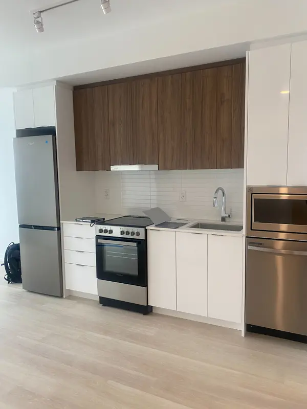 9751 Markham RD #B-1206, Markham, ON L6E 0W3