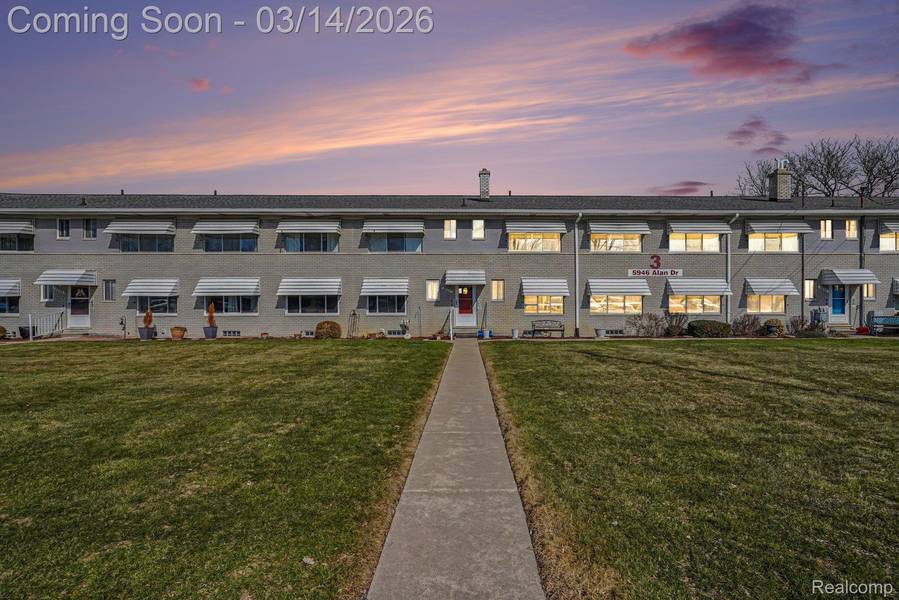 5946 Alan DR #40, Brighton Township, MI 48116