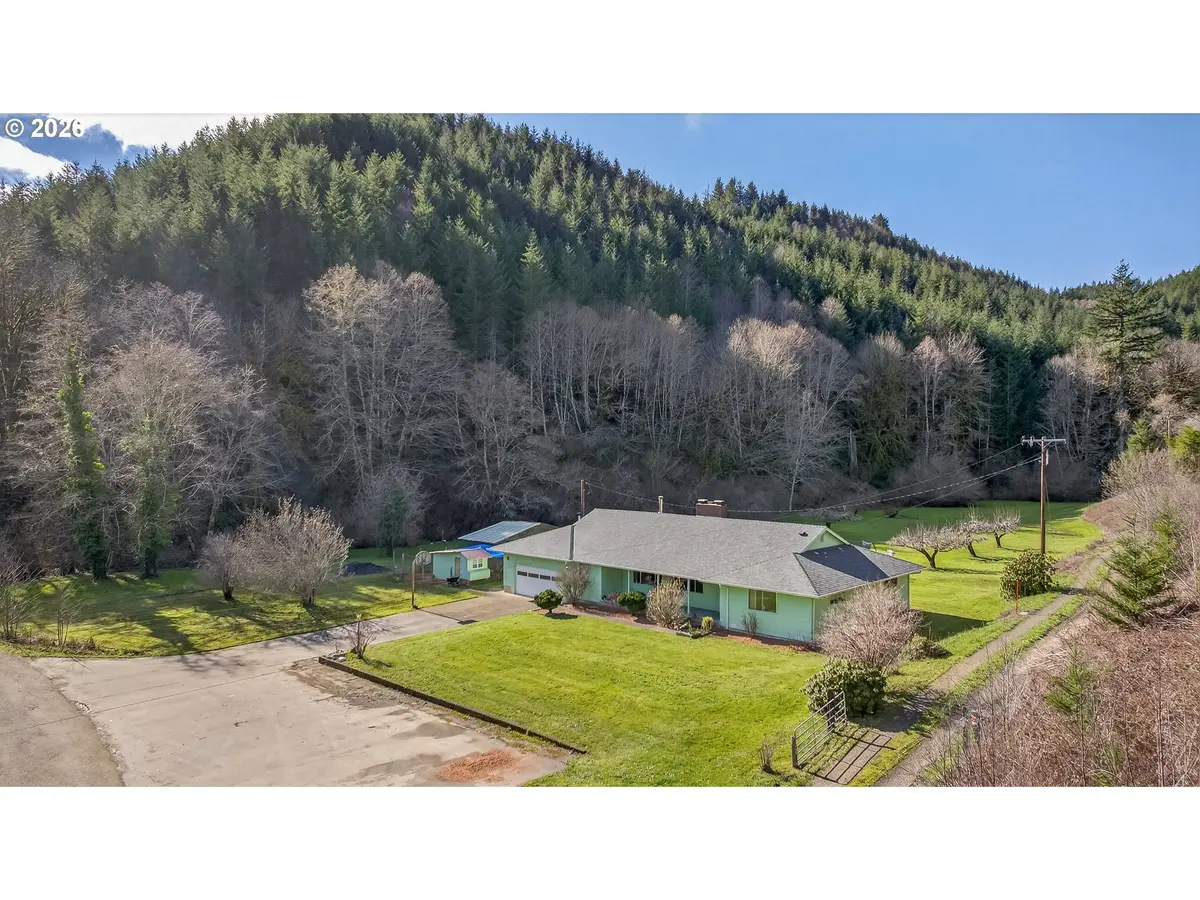 3656 HARLAN BURNTWOODS RD, Blodgett, OR 97326