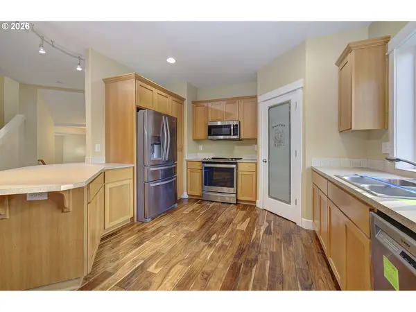 66743 DOETSCH RD, Deer Island, OR 97054