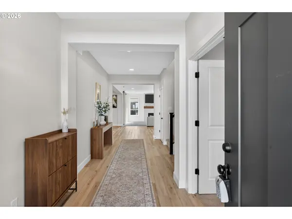 16811 NE 81ST ST, Vancouver, WA 98682