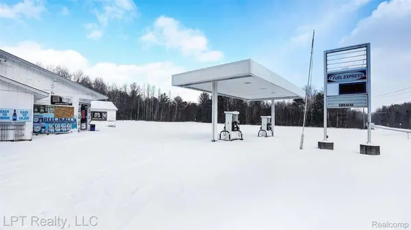 1450 Jefferson RD, Lincoln Township, MI 48625