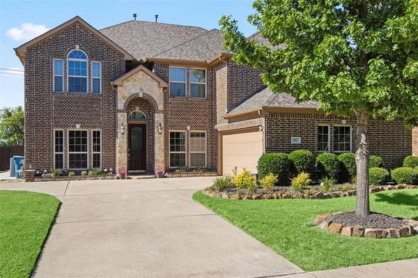 912 Danbury Drive, Desoto, TX 75115