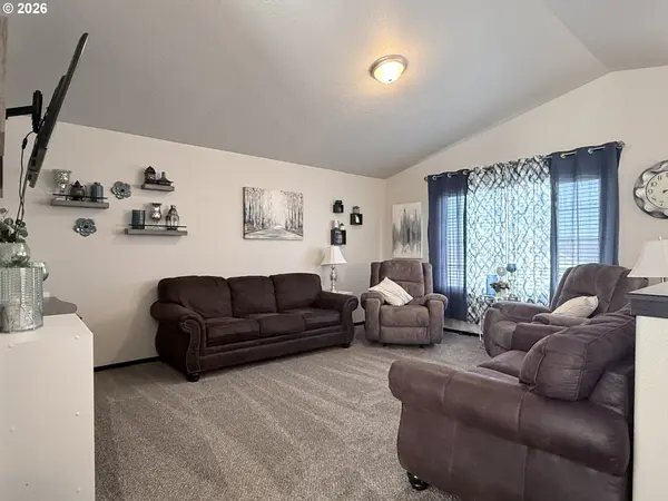 472 CARDINAL PL, Umatilla, OR 97882