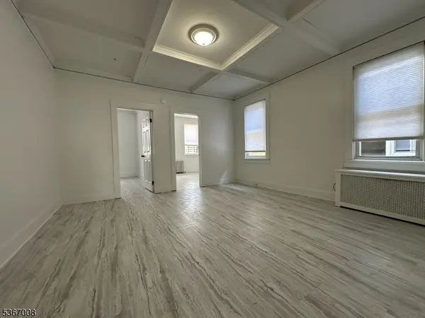 526 Valley Brook Ave, Lyndhurst Twp., NJ 07071