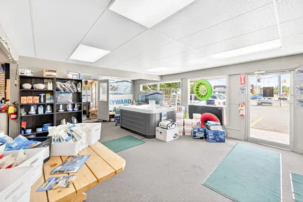 1646 Highway No.2 HWY, Clarington, ON L1E 2R6