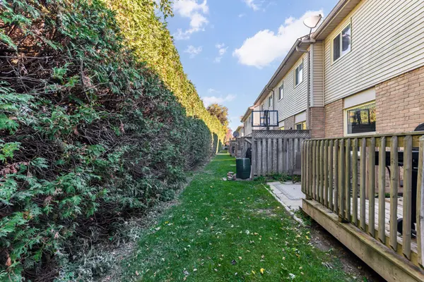 31 Parkview DR #61, Orangeville, ON L9W 4J1