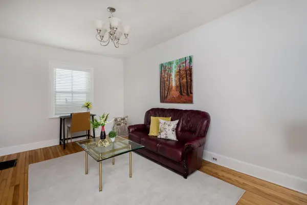 15 Elizabeth ST N, Brampton, ON L6X 1S1