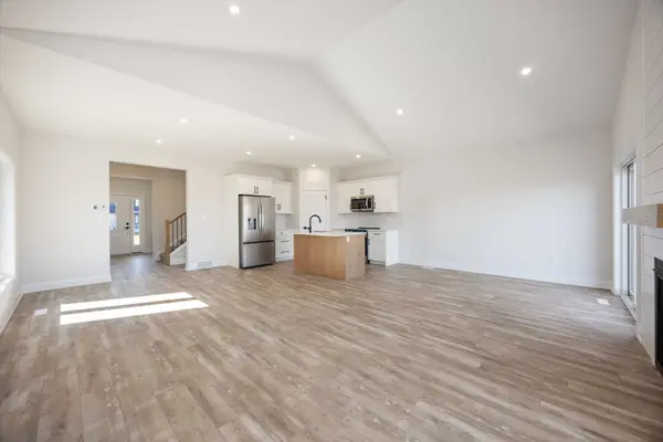 115 Addison AVE, Lucan Biddulph, ON N0M 2J0