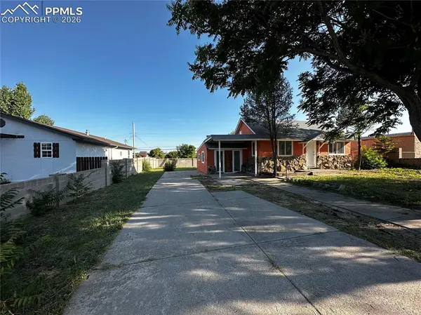 1520 E Ash ST, Pueblo, CO 81001