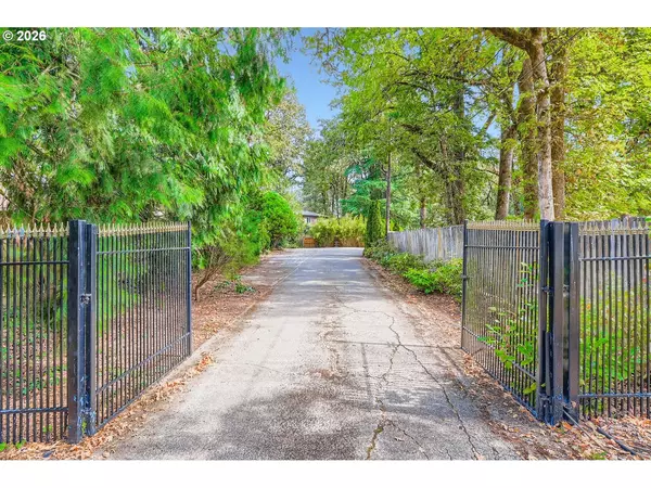 Milwaukie, OR 97267,16620 SE HAMPSHIRE LN