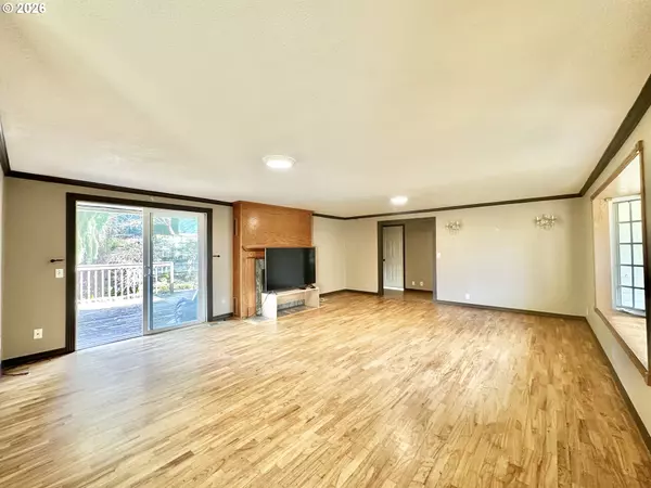 Damascus, OR 97089,20125 SE FOSTER RD