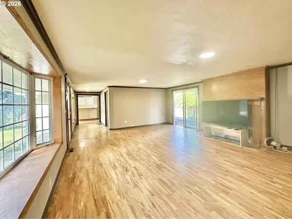 Damascus, OR 97089,20125 SE FOSTER RD