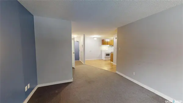 601 X AVENUE S #203, Saskatoon, SK S7M 4R7