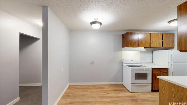 601 X AVENUE S #203, Saskatoon, SK S7M 4R7