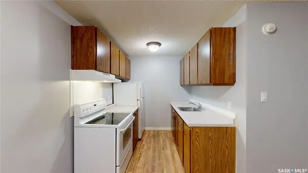 601 X AVENUE S #203, Saskatoon, SK S7M 4R7