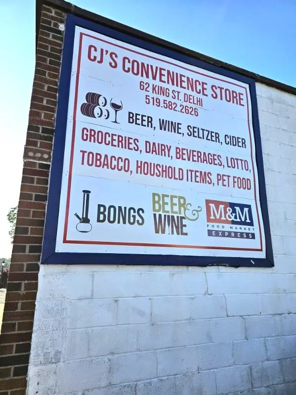 62 King ST, Norfolk, ON N4B 1X6