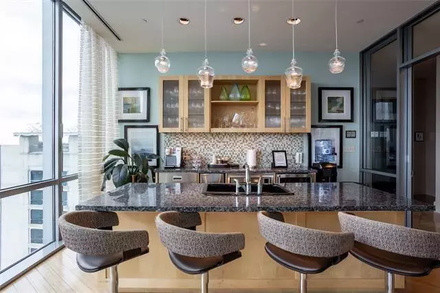 1301 Throckmorton Street #2203, Fort Worth, TX 76102