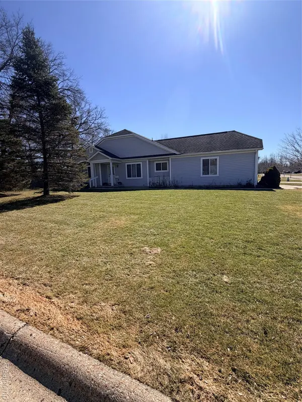 100 Aberdeen DR #36, Flushing, MI 48433