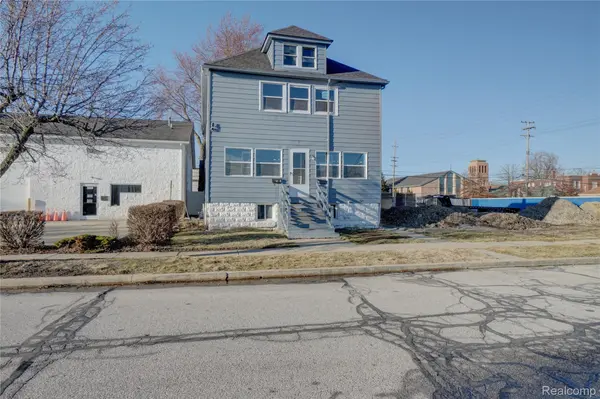 320 Hudson ST, Wyandotte, MI 48192