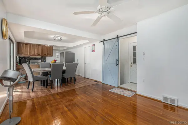 2338 Walter AVE, Warren, MI 48092