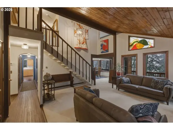 1330 NE LINNWOOD DR, Albany, OR 97322