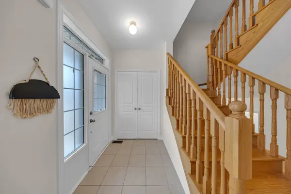 250 Barons ST, Vaughan, ON L4H 3Z3