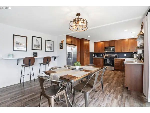 1101 E 33RD PL, Vancouver, WA 98661