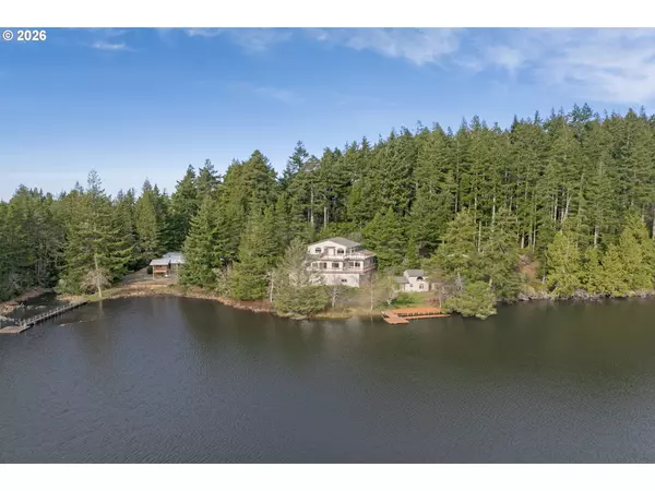 Florence, OR 97439,5816 MARTIN RD