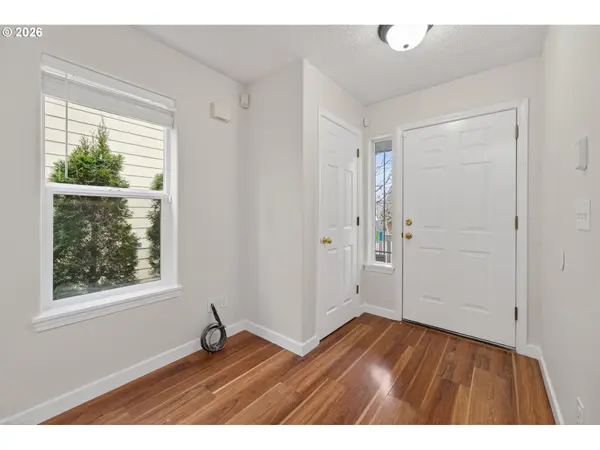 20510 NE SHORE VIEW DR, Fairview, OR 97024