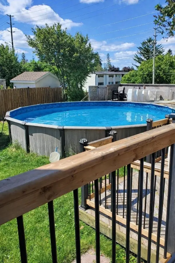 760 Cricklewood DR N, Oshawa, ON L1K 1R6