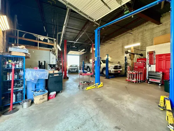 518 Centennial RD N #1, Toronto E10, ON M1C 2A6