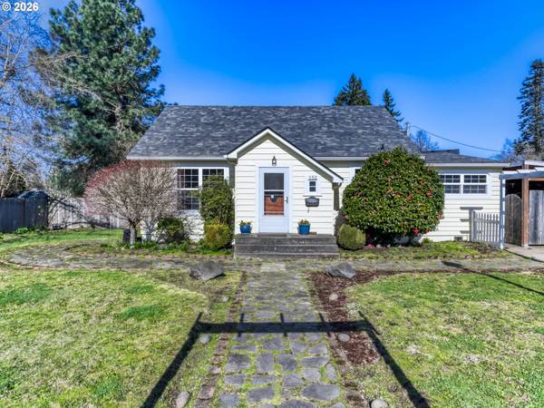 152 NE 5TH AVE, Canby, OR 97013