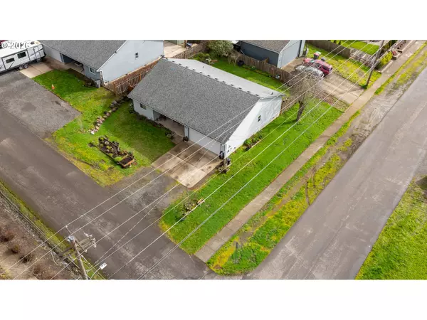 Lafayette, OR 97127,720 N MARKET ST