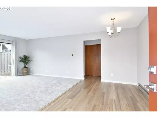 Gresham, OR 97030,1514 NE HOGAN DR