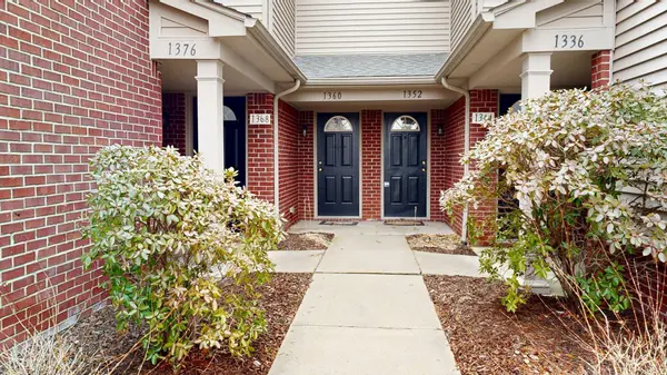 1376 Addington LN, Pittsfield Charter Twp, MI 48108