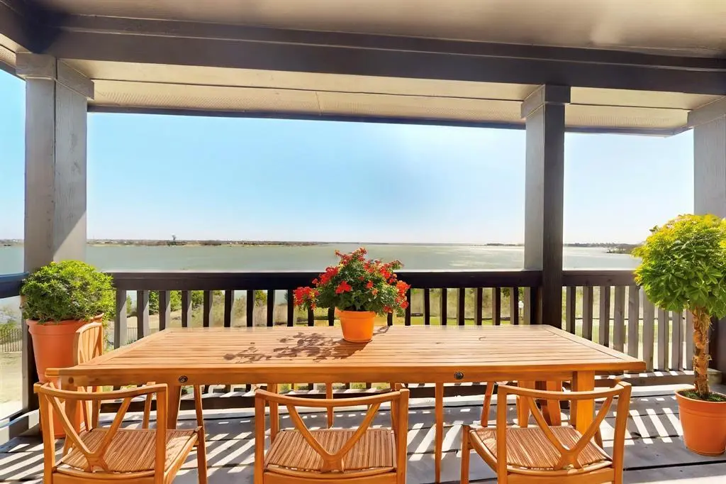 2212 Fairwater Mews, Rowlett, TX 75088