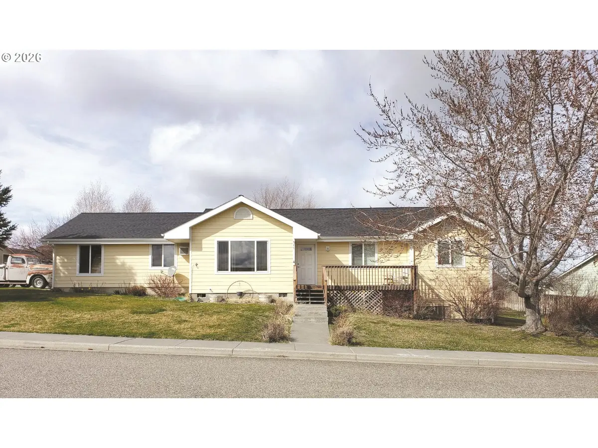 875 LAKEVIEW CT, Heppner, OR 97836