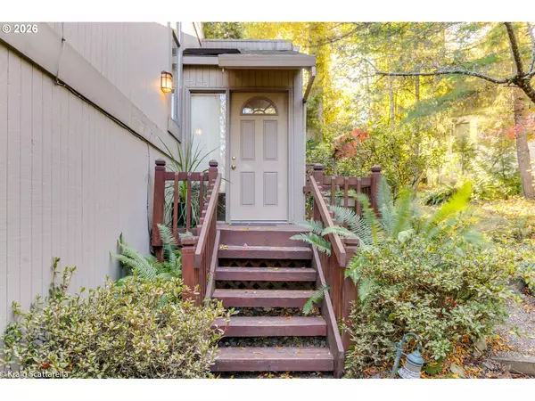 Portland, OR 97219,9814 SW QUAIL POST RD