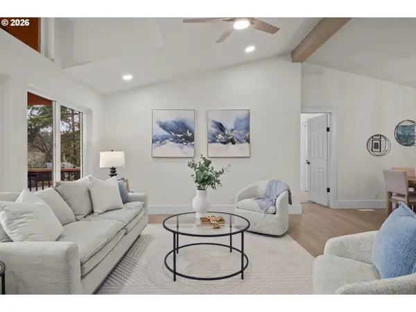 15776 S PIERCE RD, Molalla, OR 97038