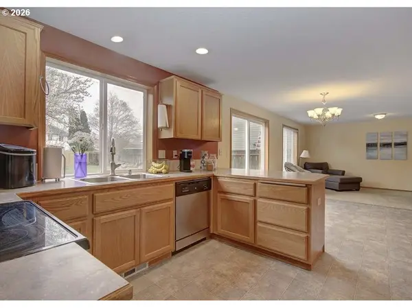 300 NW 12TH ST, Battle Ground, WA 98604