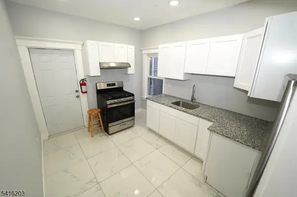 183 N Munn Ave, East Orange City, NJ 07017