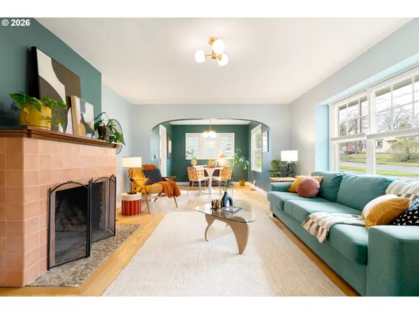 Portland, OR 97218,4216 NE 63RD AVE