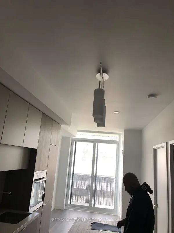 8 Eglinton AVE E #3503, Toronto C10, ON M4P 1A6